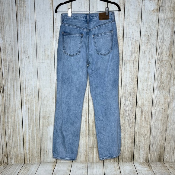 Aritizia Denim Forum The Joni High Rise Loose 29L Jeans - Picture 3 of 6